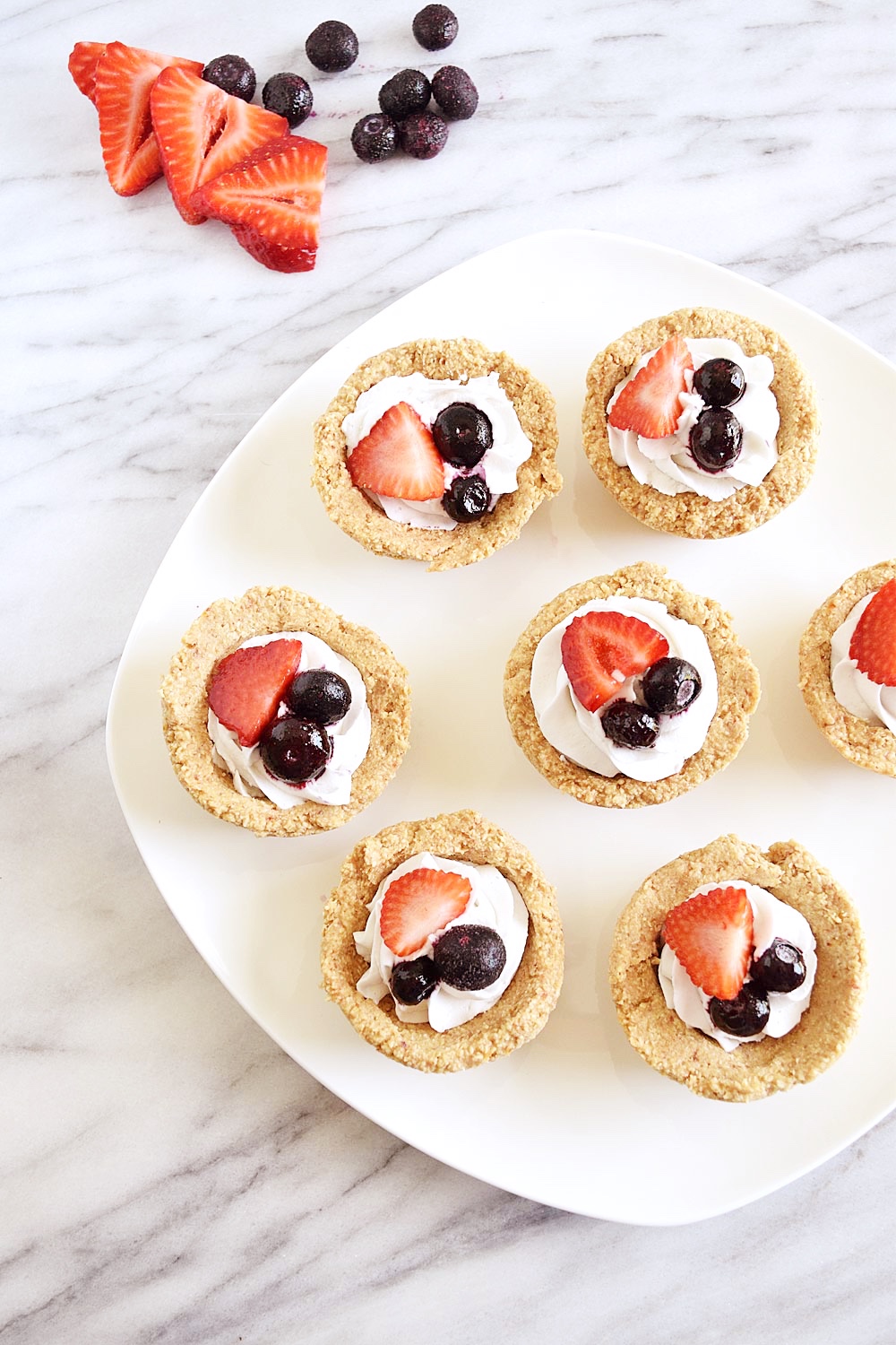 Vegan No Bake Berry Cookie Cups - Beaming Banana